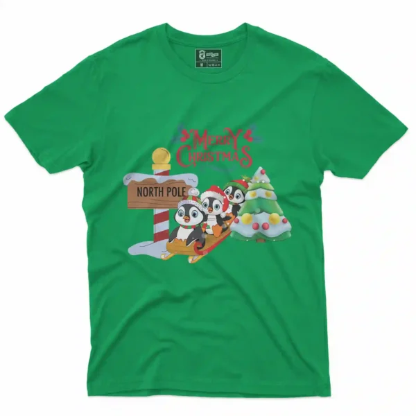 Camiseta navideña con illustración de dibujo navideño de pinguinos